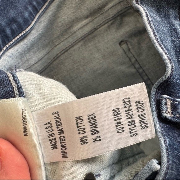 Agolde Sophie crop size 26 jeans - Picture 6 of 6